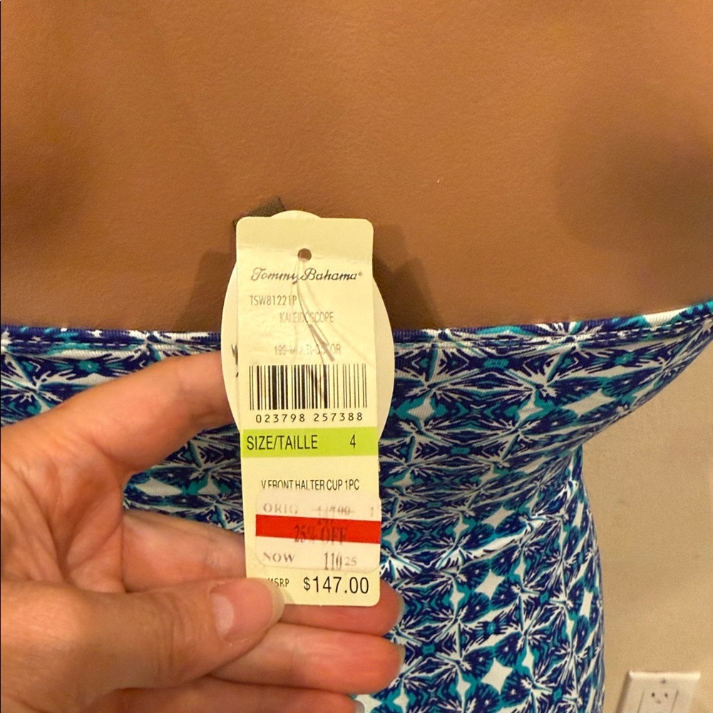 NWT Tommy Bahama one piece swimsuit size 4 V front halter - Picture 5 of 5